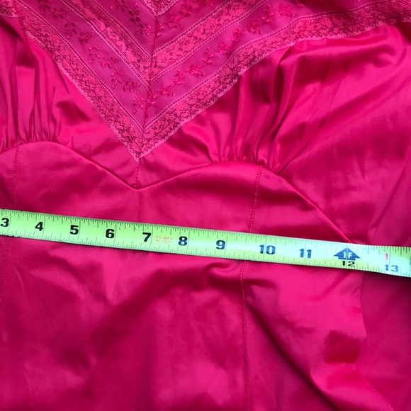 Vintage Slip - Picture 8 of 8